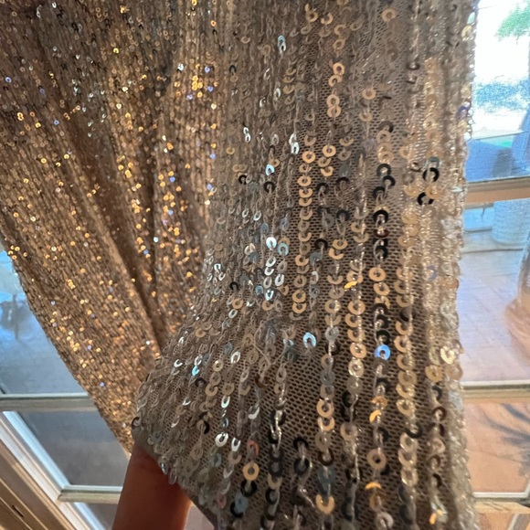 Women’s Windsor Sequence Silver Party Dress Size XS/Sm - Picture 6 of 9